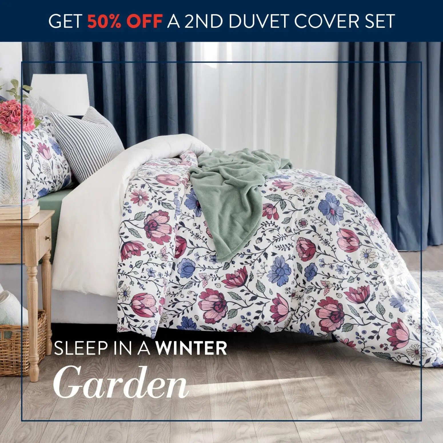 Volpes Sleep In A Winter Garden